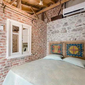 Apartment Iconic Stone, Izmir